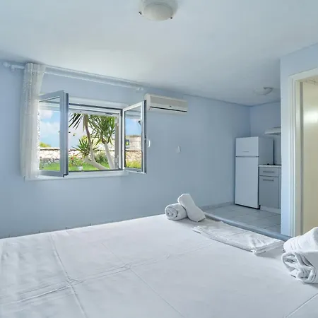 Affittacamere Giorgio Studios-apartments 1 3*