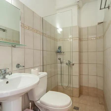 Affittacamere Giorgio Studios-apartments 1 3*