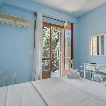 Giorgio Studios-apartments 1 3* Nikiana