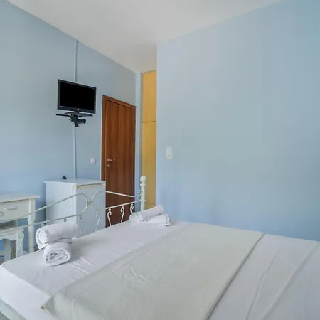 Giorgio Studios-apartments 1 Konukevi Nikiana