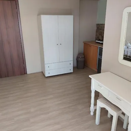 Giorgio Studios-apartments 1