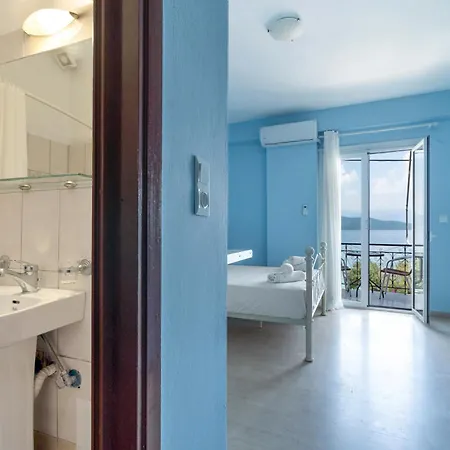 Giorgio Studios-apartments 1 Гостевой дом 3*