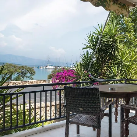 Giorgio Studios-apartments 1 3* Никиана